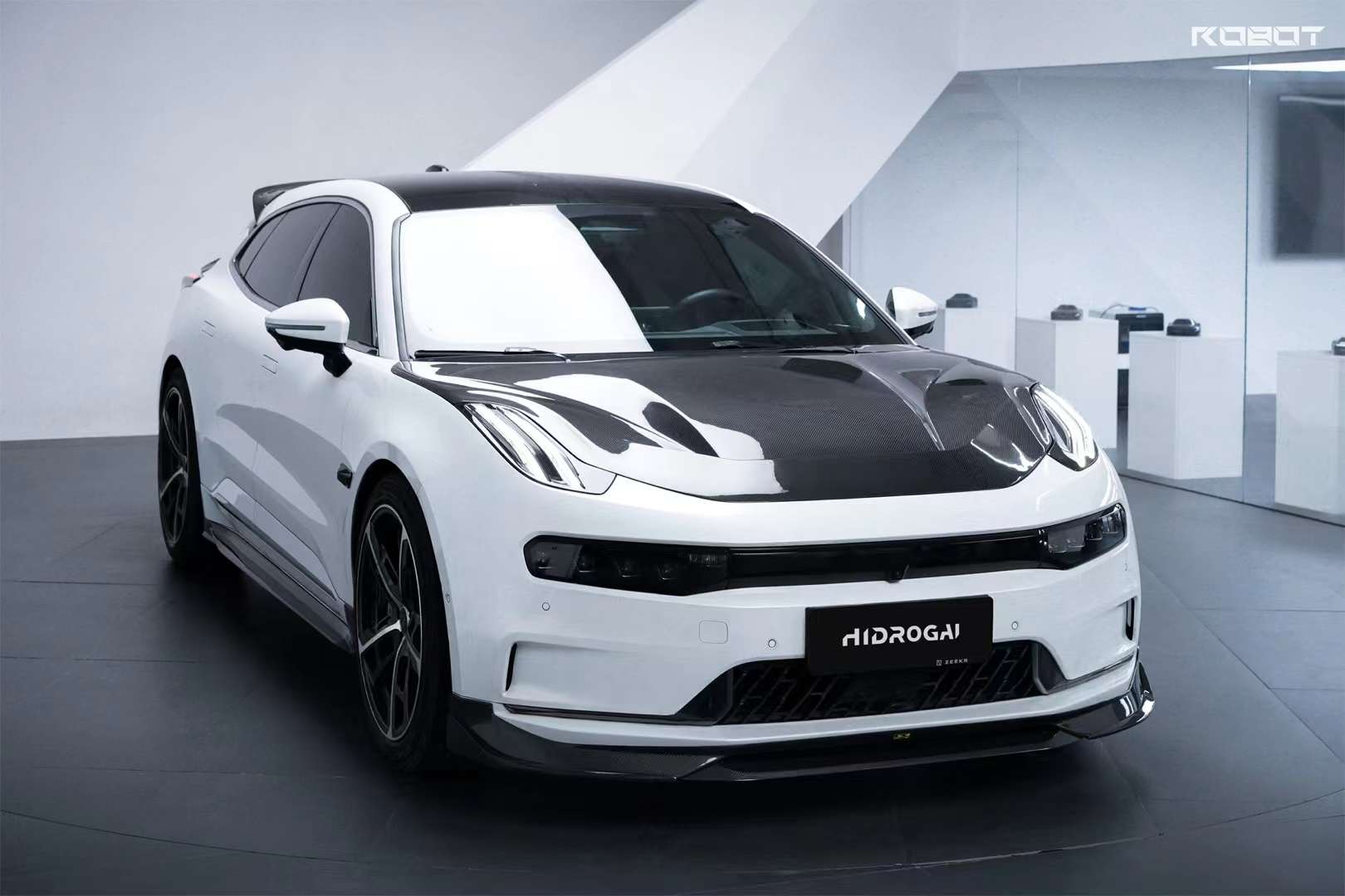 Robot Craftsman Zeekr 001 Complete Bodykit