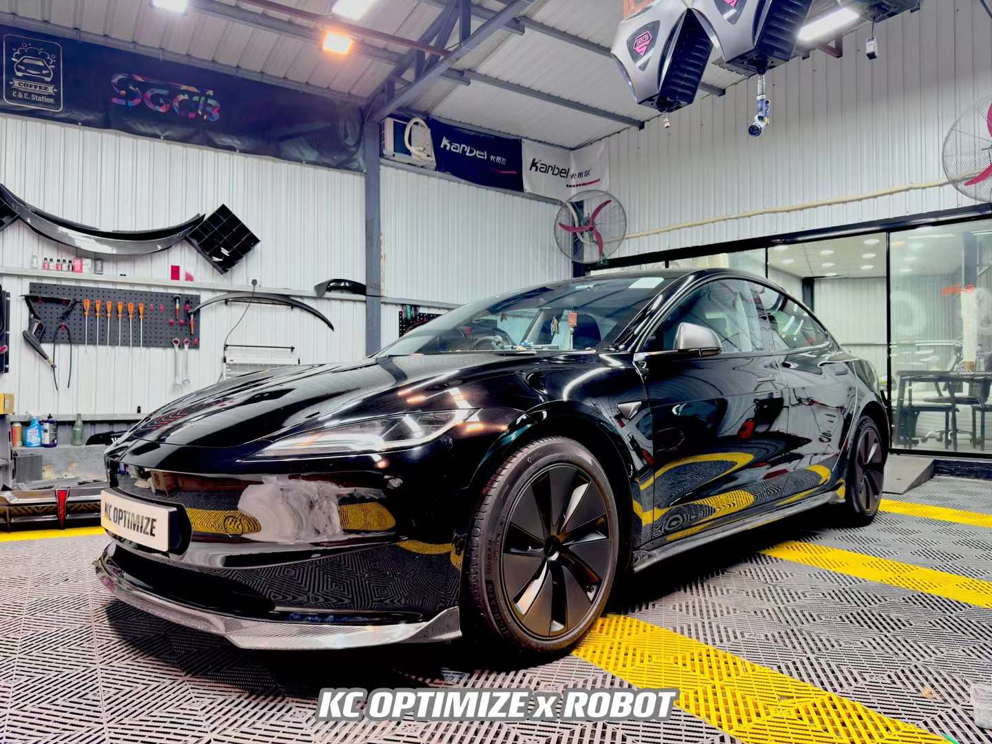 Robot Craftsman Tesla Model 3 Highland Lowline Bodykit (Hydrogai Series) SR & LR