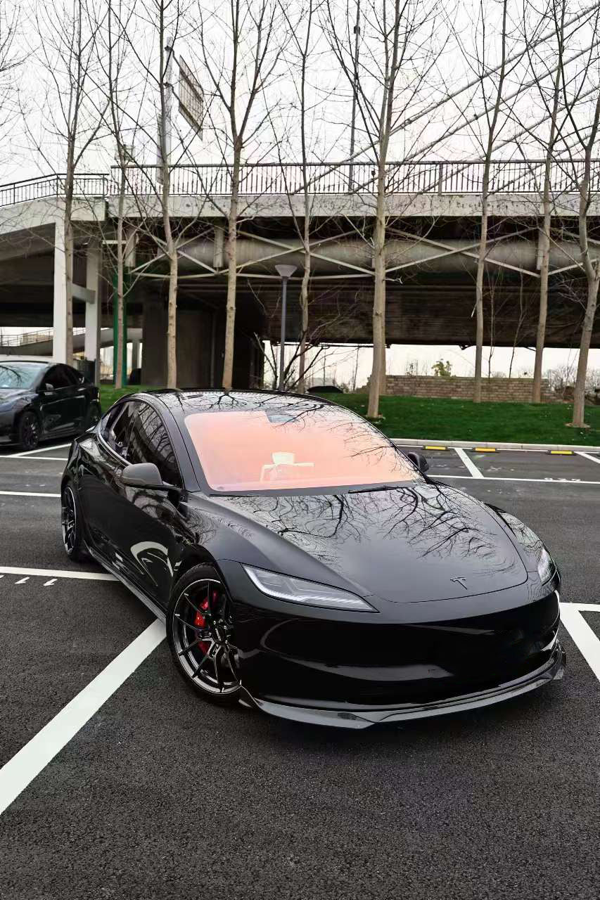 Robot Craftsman Tesla Model 3 Highland Lowline Bodykit (Hydrogai Series) SR & LR