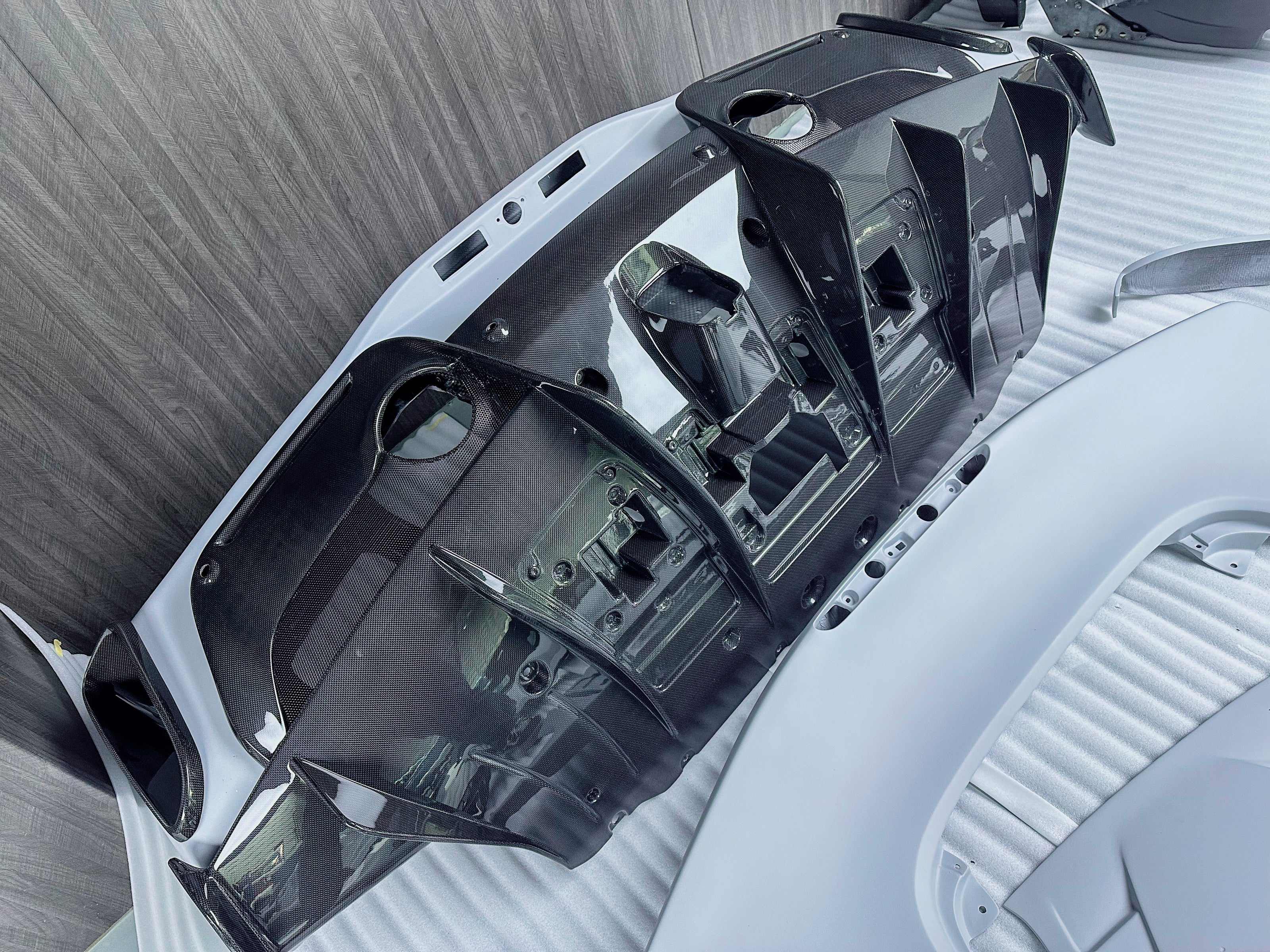 SD Dynamics Full Ferrari 488GTB Upgrade to Pista Conversion Body Kit