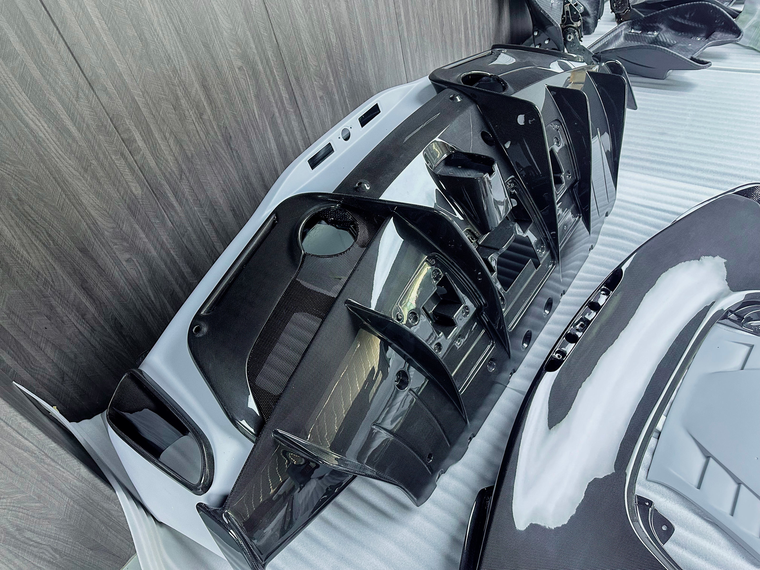 SD Dynamics Full Ferrari 488GTB Upgrade to Pista Conversion Body Kit