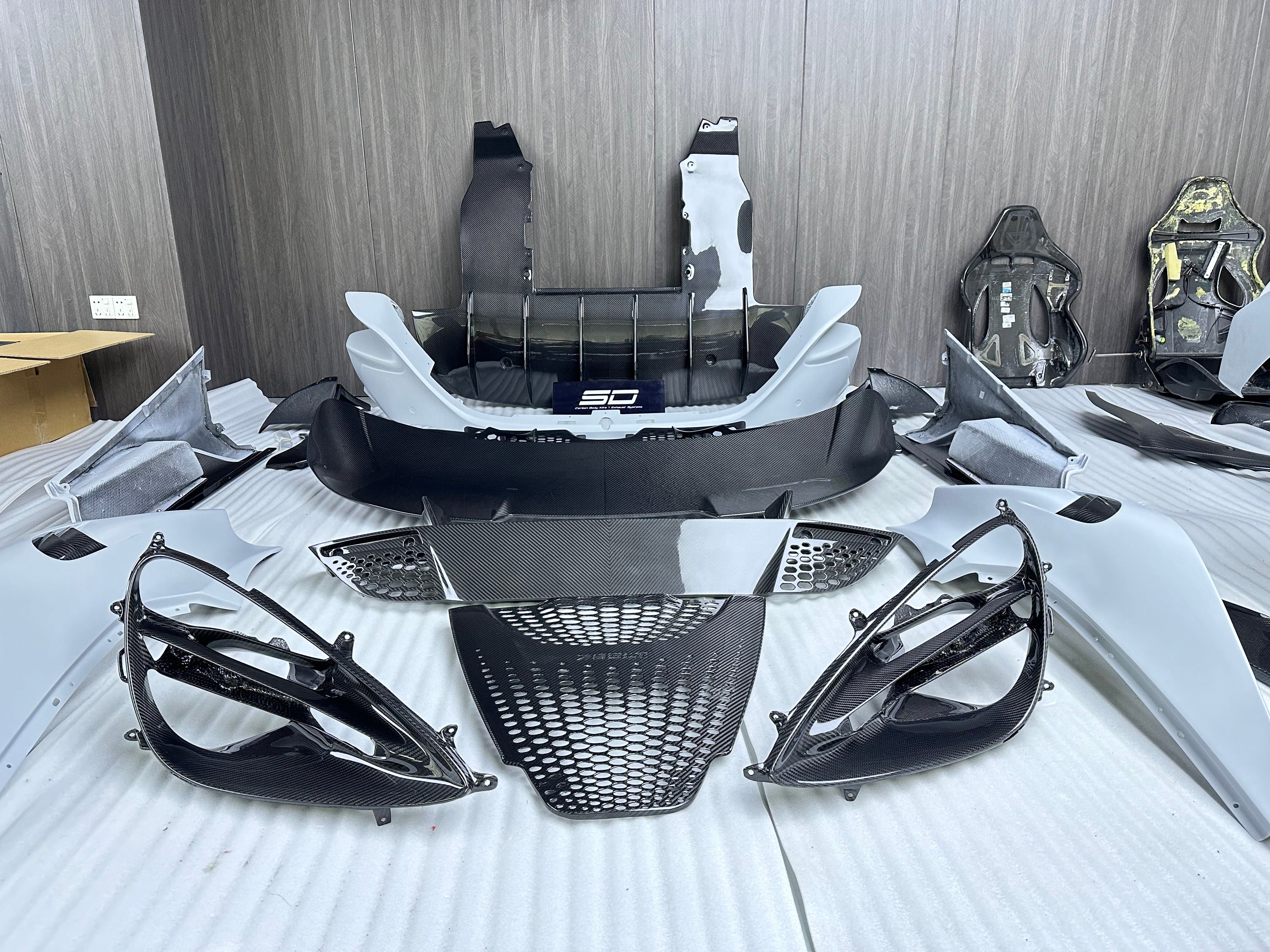 SD Dry Carbon Fibre Conversion Full Body Kit for McLaren 720S to 765LT