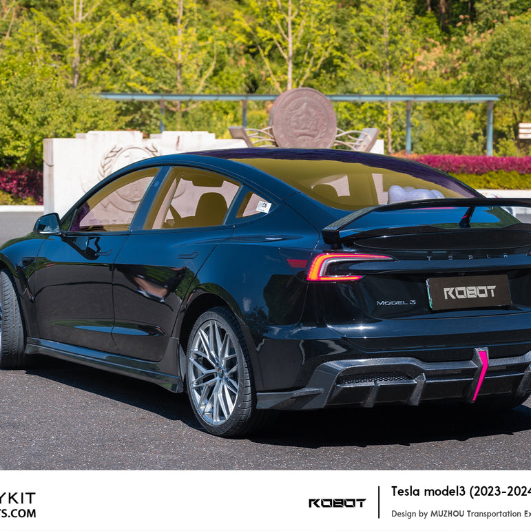 Robot Craftsman Tesla Model 3 Highland 