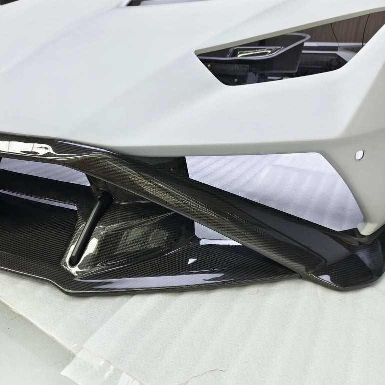SD Dynamics Lamborghini Huracan to STO Conversion Dry-Carbon Full Body Kit