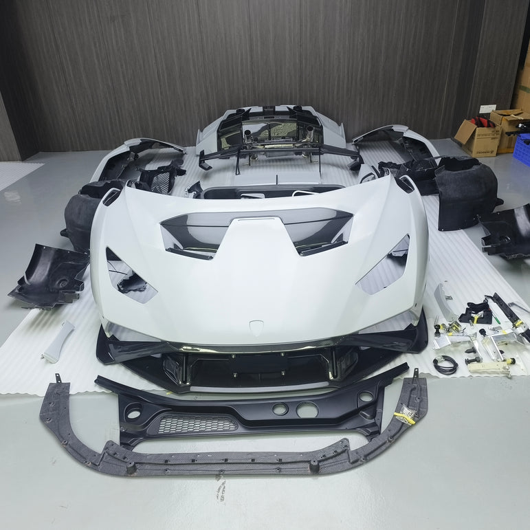 SD Dynamics Lamborghini Huracan to STO Conversion Dry-Carbon Full Body Kit