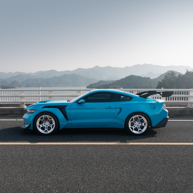 Robot Ford Mustang V5 GTR Widebody Kit for S550.1 & S550.2