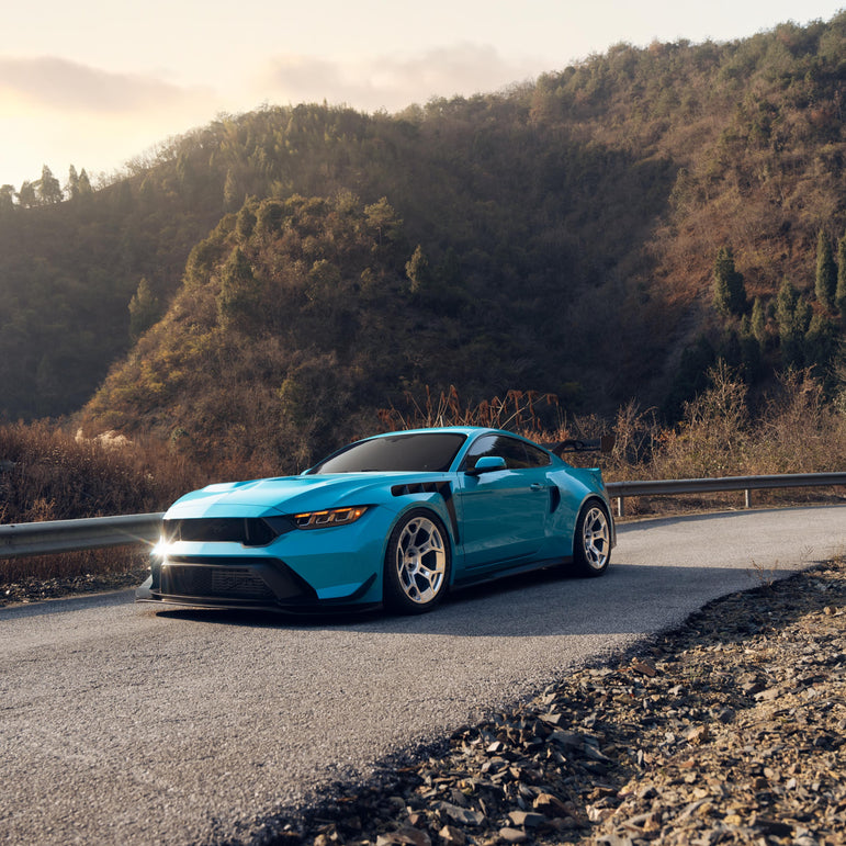 Robot Ford Mustang V5 GTR Widebody Kit for S550.1 & S550.2