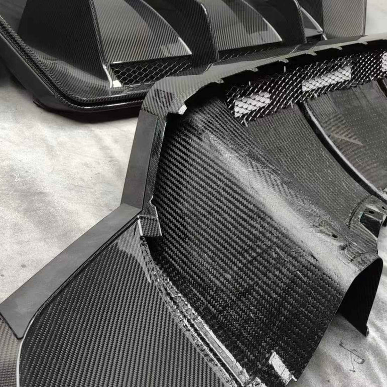 2016-2018 Audi R8 Full Dry Carbon Aerodynamics kit