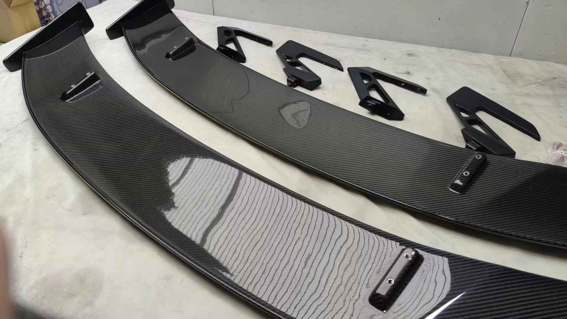 2016-2018 Audi R8 Full Dry Carbon Aerodynamics kit
