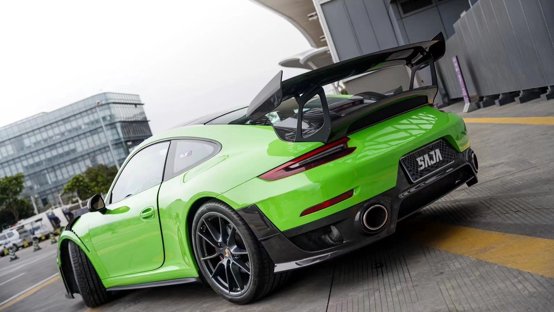 Dry Carbon Fiber GT2 RS Style with Boot Lid for Porsche 911 991.1 991.2 2012-2018 - Robot Bodykits