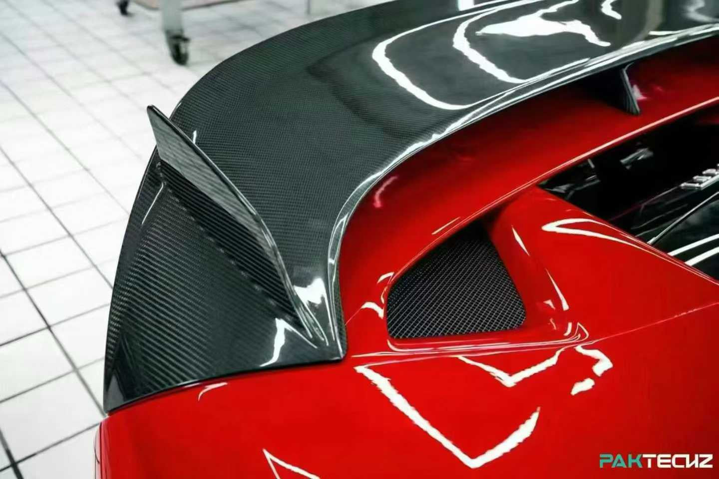 Ferrari F8 Paktechz Full Dry Carbon Aerodynamics kit