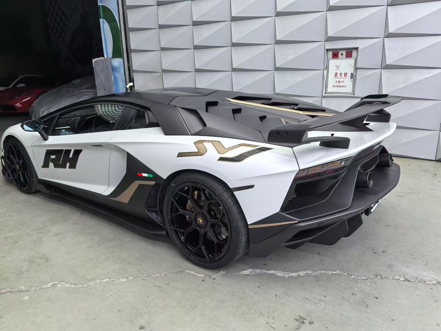 SD Dry Carbon Fibre Conversion Full Body Kit Conversion for Lamborghini Aventador LP700/720/740/750 Upgrade to SVJ Full Body Kit