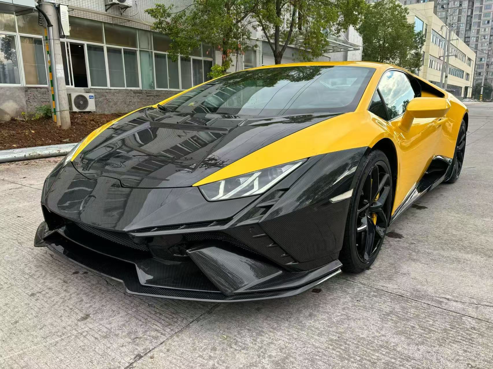 Lamborghini Huracan LP580 / LP610 / EVO → Dry-Carbon Fibre Tecnica Conversion Body Kit