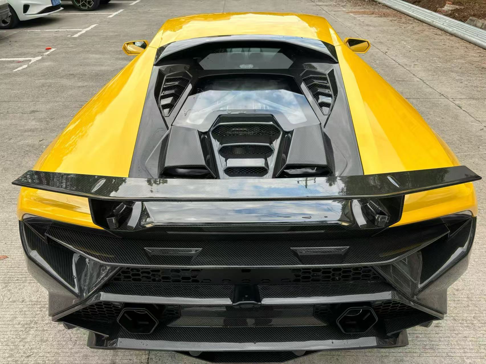Lamborghini Huracan LP580 / LP610 / EVO → Dry-Carbon Fibre Tecnica Conversion Body Kit