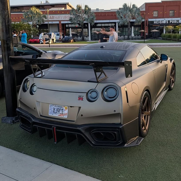 Robot Craftsman Nissan GTR Narrowbody R35 Rear Diffuser