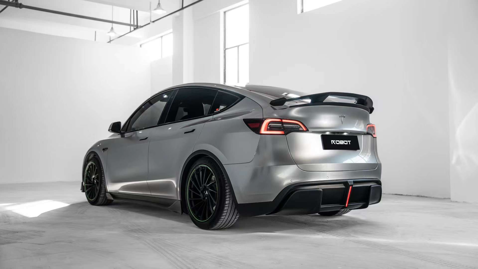 Robot Tesla Model Y Narrow Bodykit 