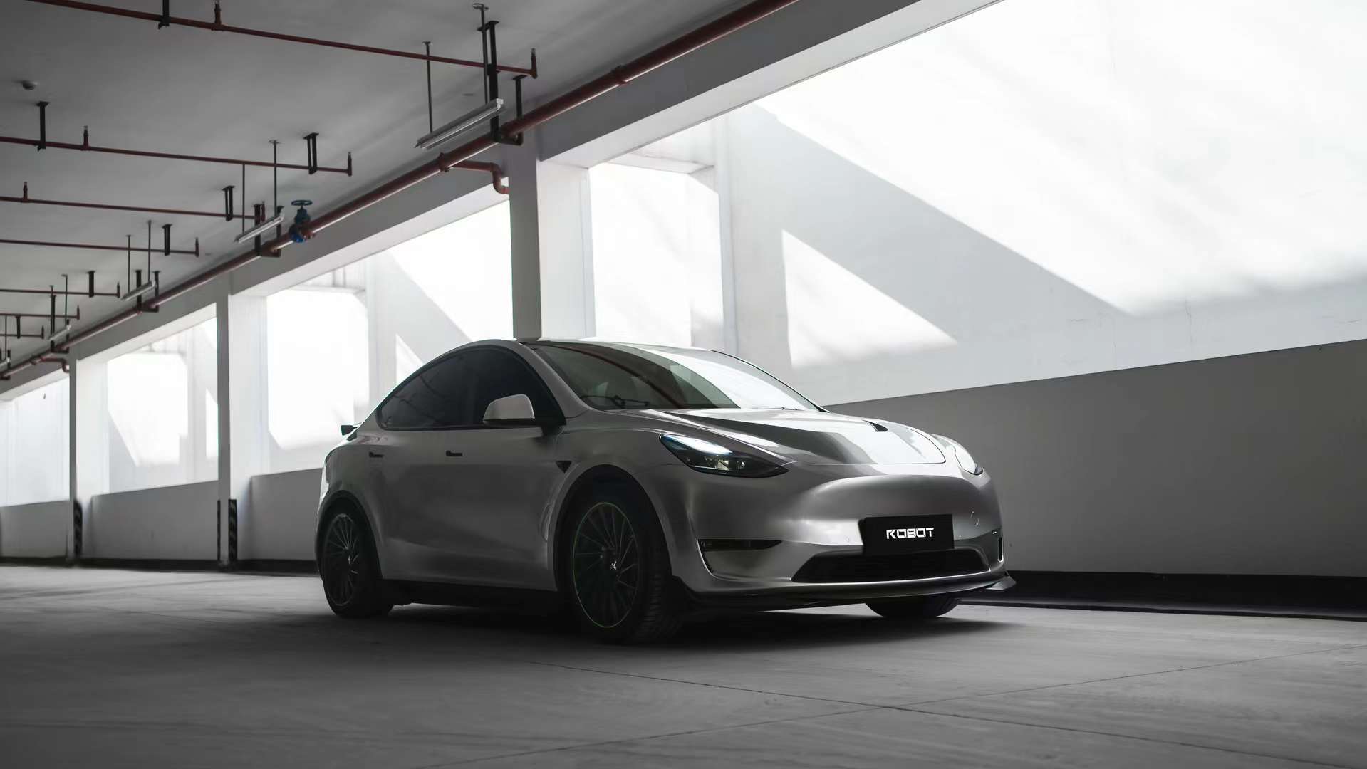 Robot Tesla Model Y Narrow Bodykit 