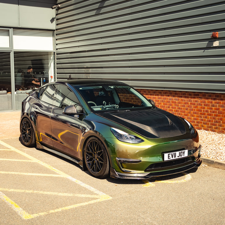 Robot Tesla Model Y Narrow Bodykit 