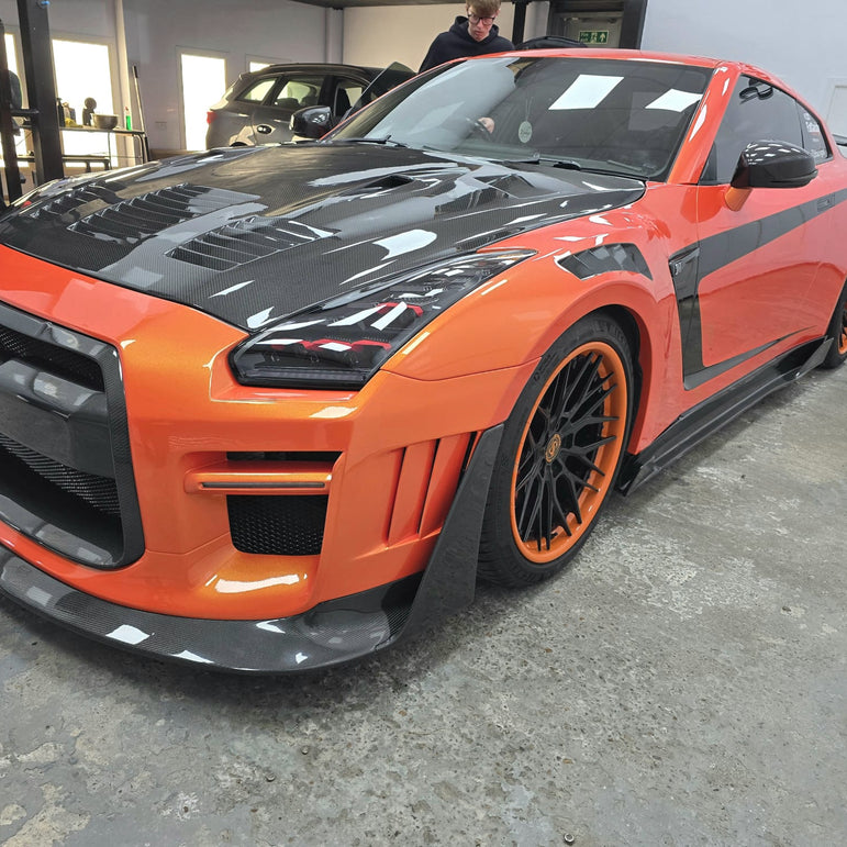 Robot Craftsman Nissan GTR Body Kit (R35) Fibre Glass Reinforced Plastic Complete Body Kit (FRP)