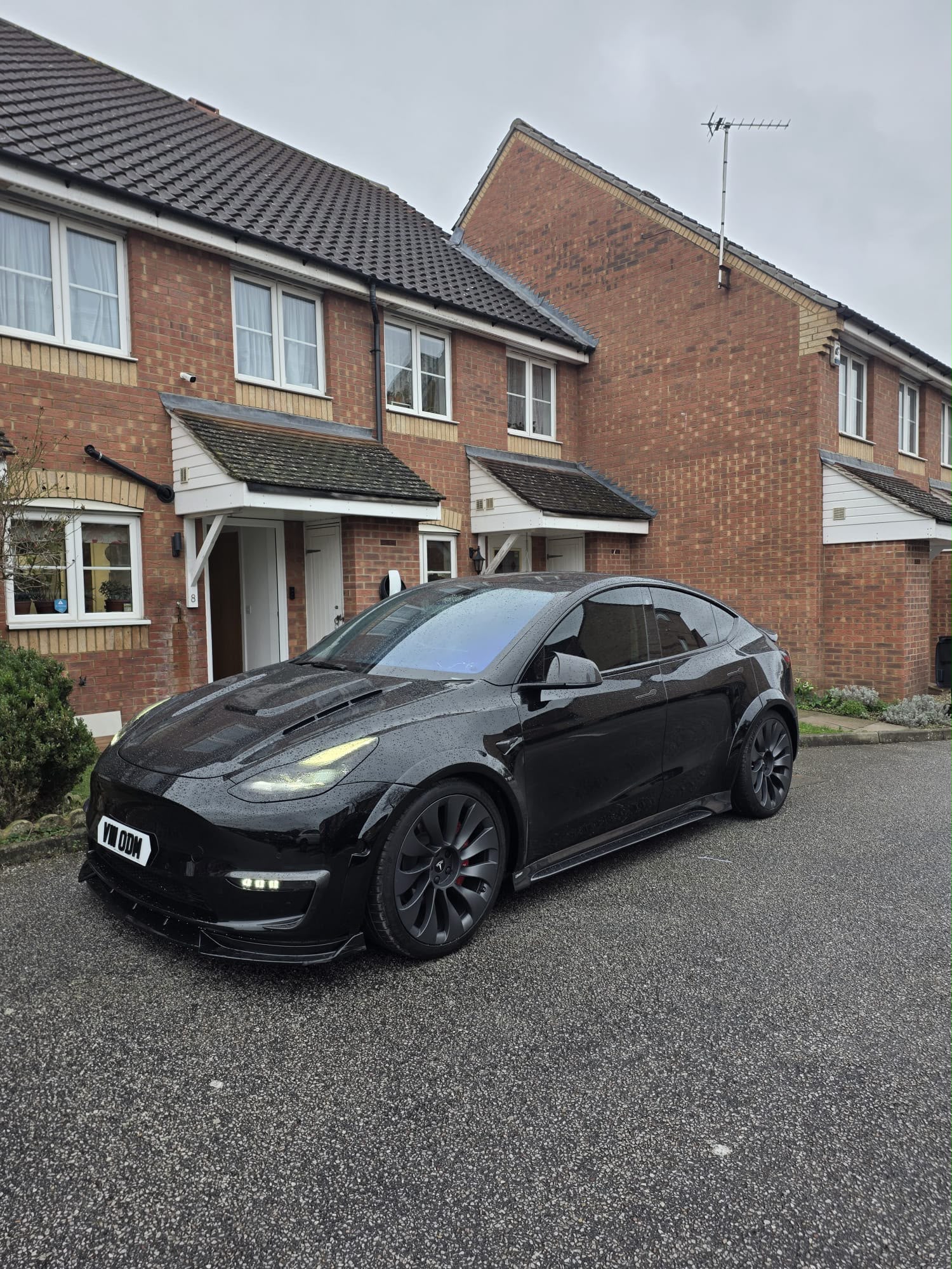 OnAir E3 Series Tesla Model Y Full Air Suspension System (Fits RWD / AWD)