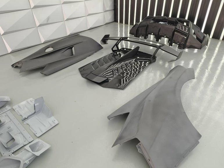 SD Dynamics Lamborghini Huracan to STO Conversion Dry-Carbon Full Body Kit