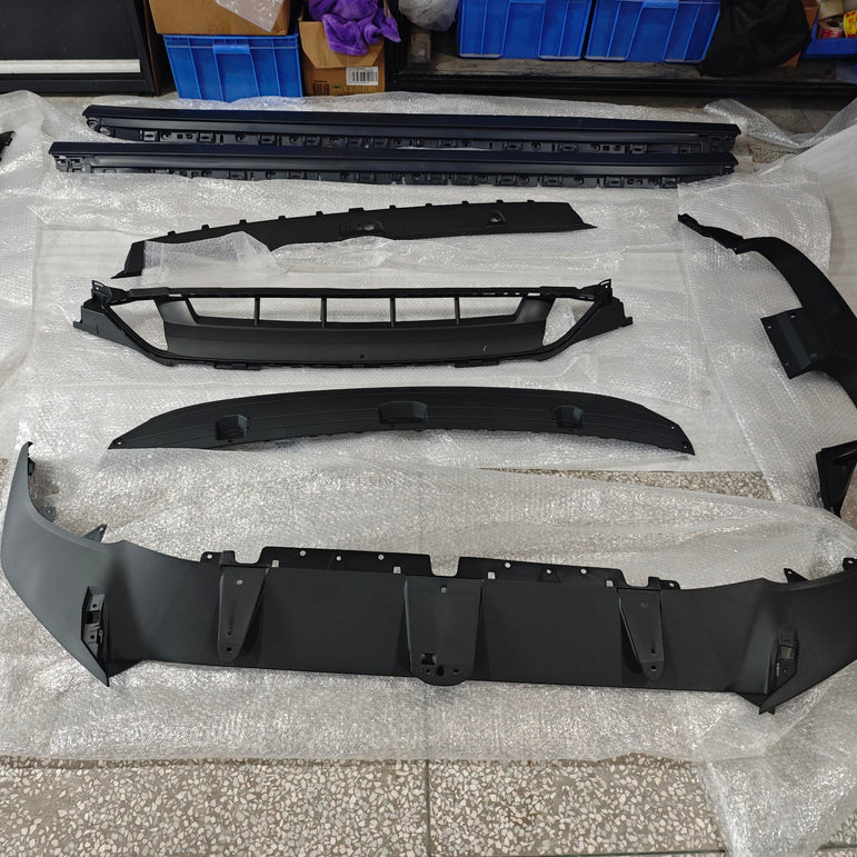 Porsche Cayenne 9Y0.2 (2024+) Turbo GT Body Kit – Plus DRL Package