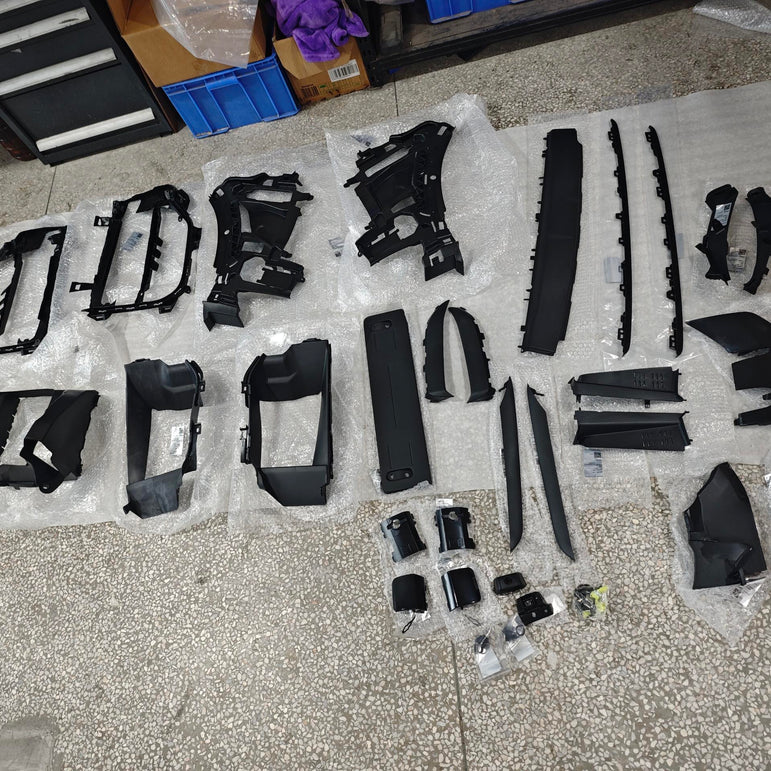 Porsche Cayenne 9Y0.2 (2024+) Turbo GT Body Kit – Plus DRL Package