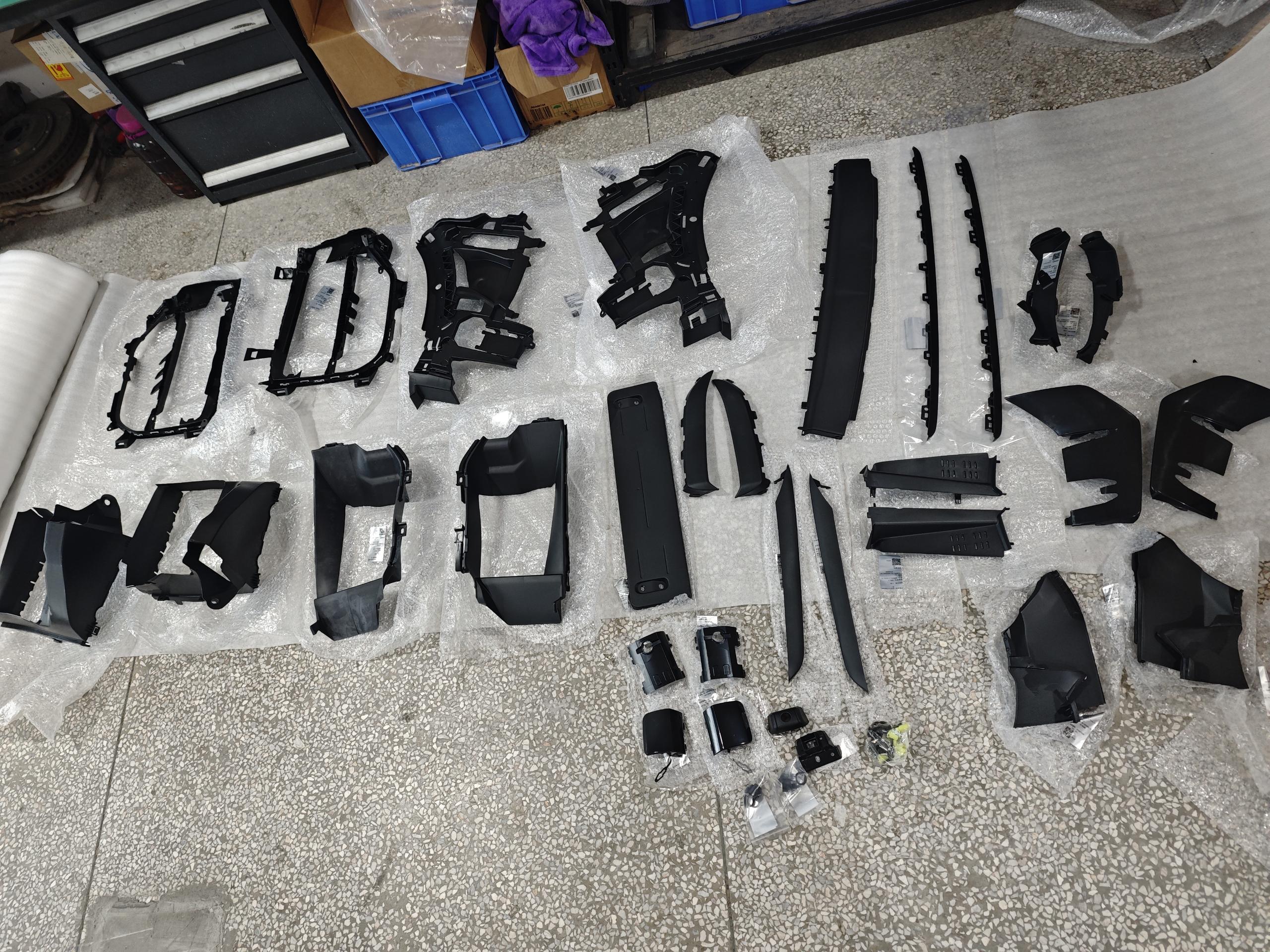 Porsche Cayenne 9Y0.2 (2024+) Turbo GT Body Kit – Plus DRL Package