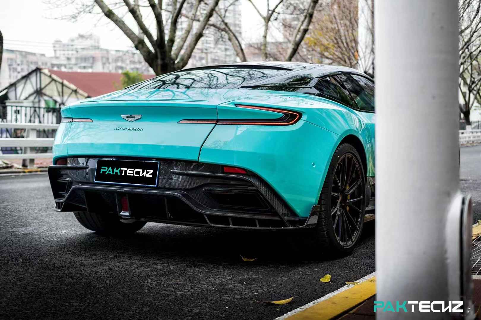 Aston Martin DB11 Paktechz Full Dry Carbon Aerodynamics kit Aftermarket Carbon Fiber Part / Bodykit - Robot Bodykits