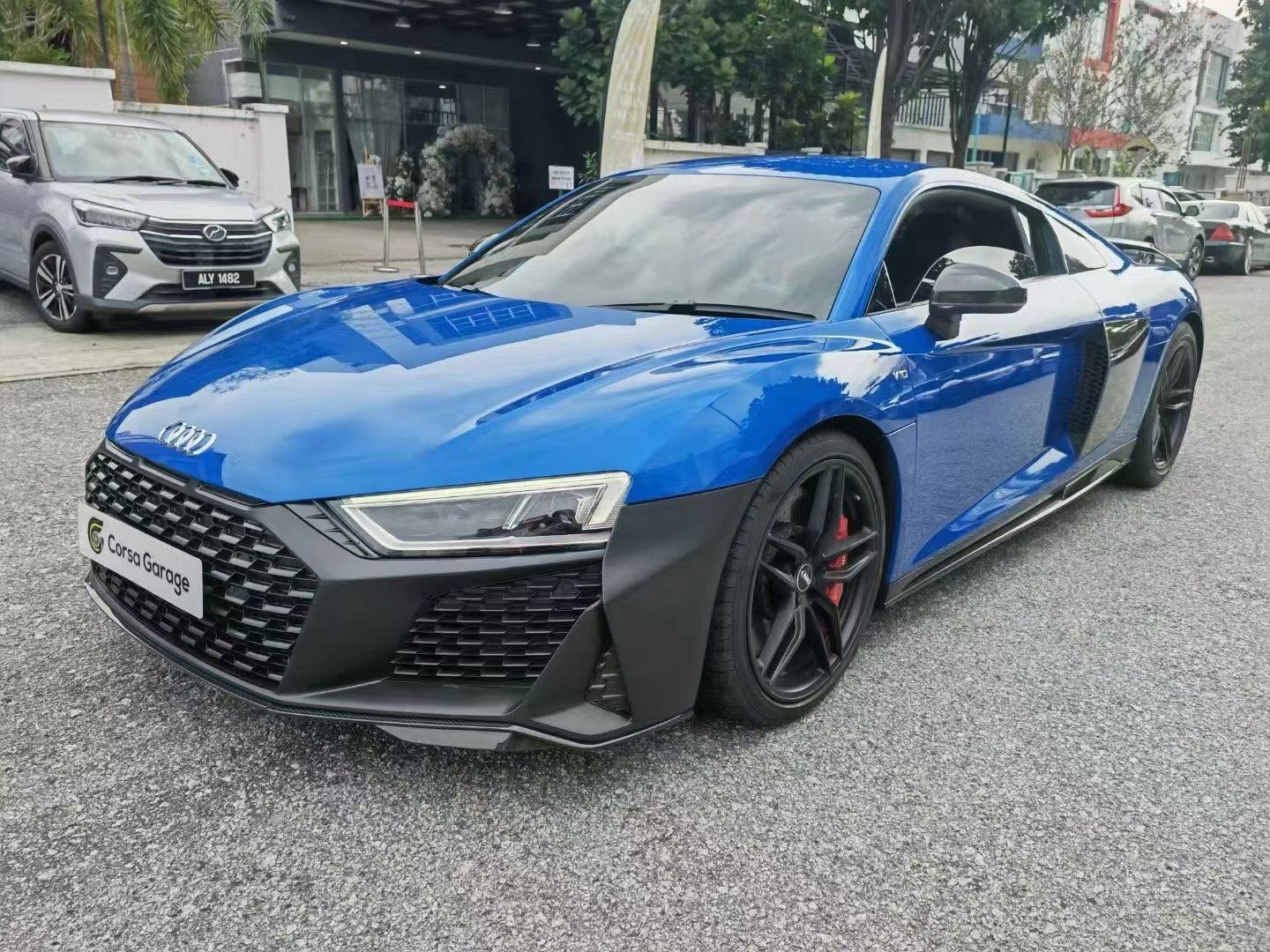 Audi R8 Gen 2 2016–2018 Pre - Facelift Upgrade to 2019–2024 Facelift Conversion Kit Aftermarket Carbon Fiber Part / Bodykit - Robot Bodykits