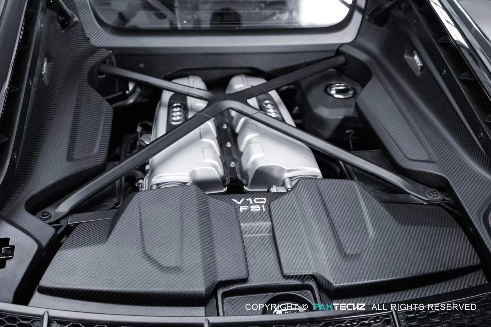 Audi R8 (Gen 2) Paktechz Full Dry Carbon Aerodynamics kit (2019 - 2023) Aftermarket Carbon Fiber Part / Bodykit - Robot Bodykits
