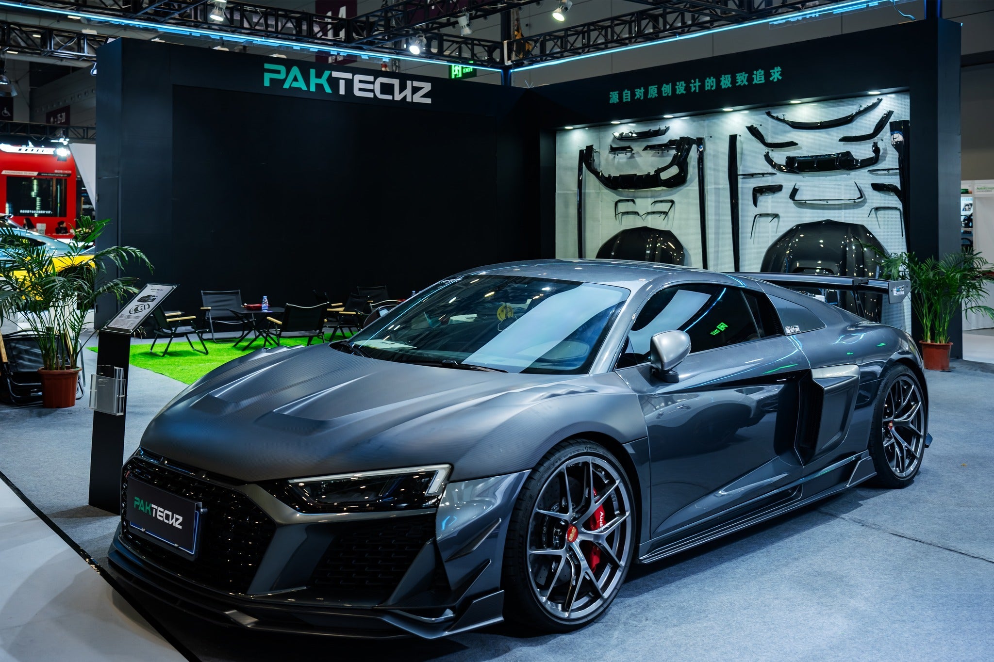 Audi R8 (Gen 2) Paktechz Full Dry Carbon (Prepreg) Bonnet (2016 - 2023) Aftermarket Carbon Fiber Part / Bodykit - Robot Bodykits