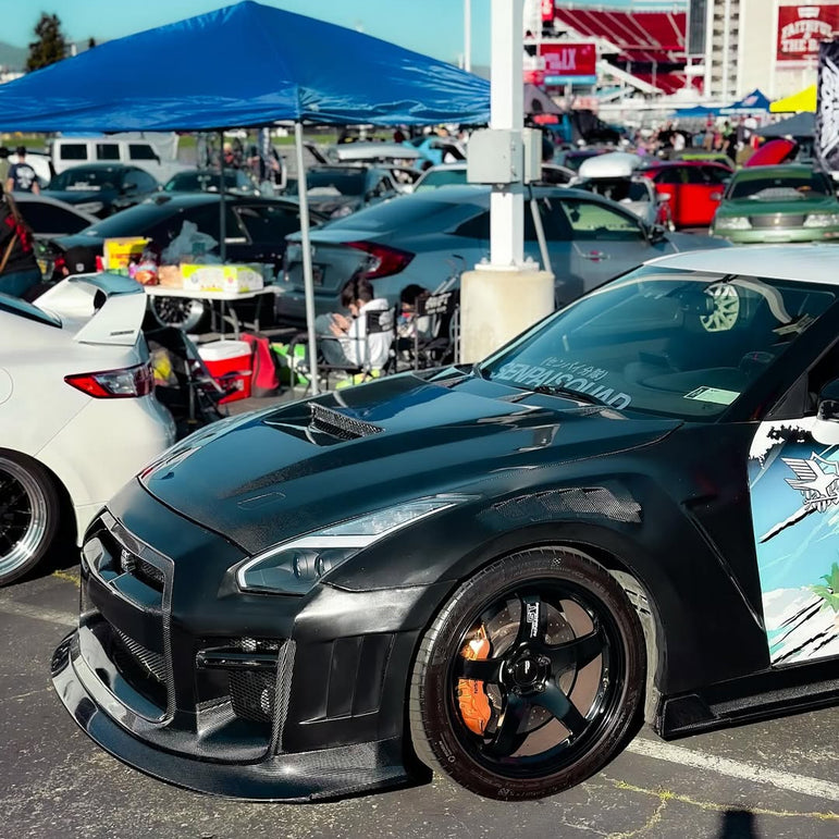 Robot Craftsman Nissan GTR Body Kit (R35) Fibre Glass Reinforced Plastic Complete Body Kit (FRP)