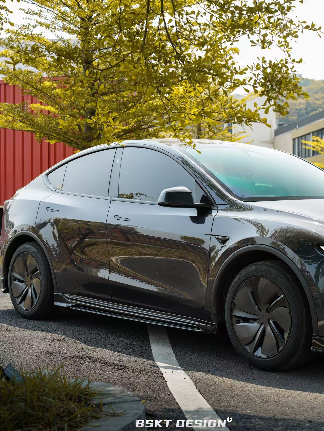 BSKT 2025+ Tesla Model Y Lowline Kit Gloss Black Aftermarket Carbon Fiber Part / Bodykit - Robot Bodykits