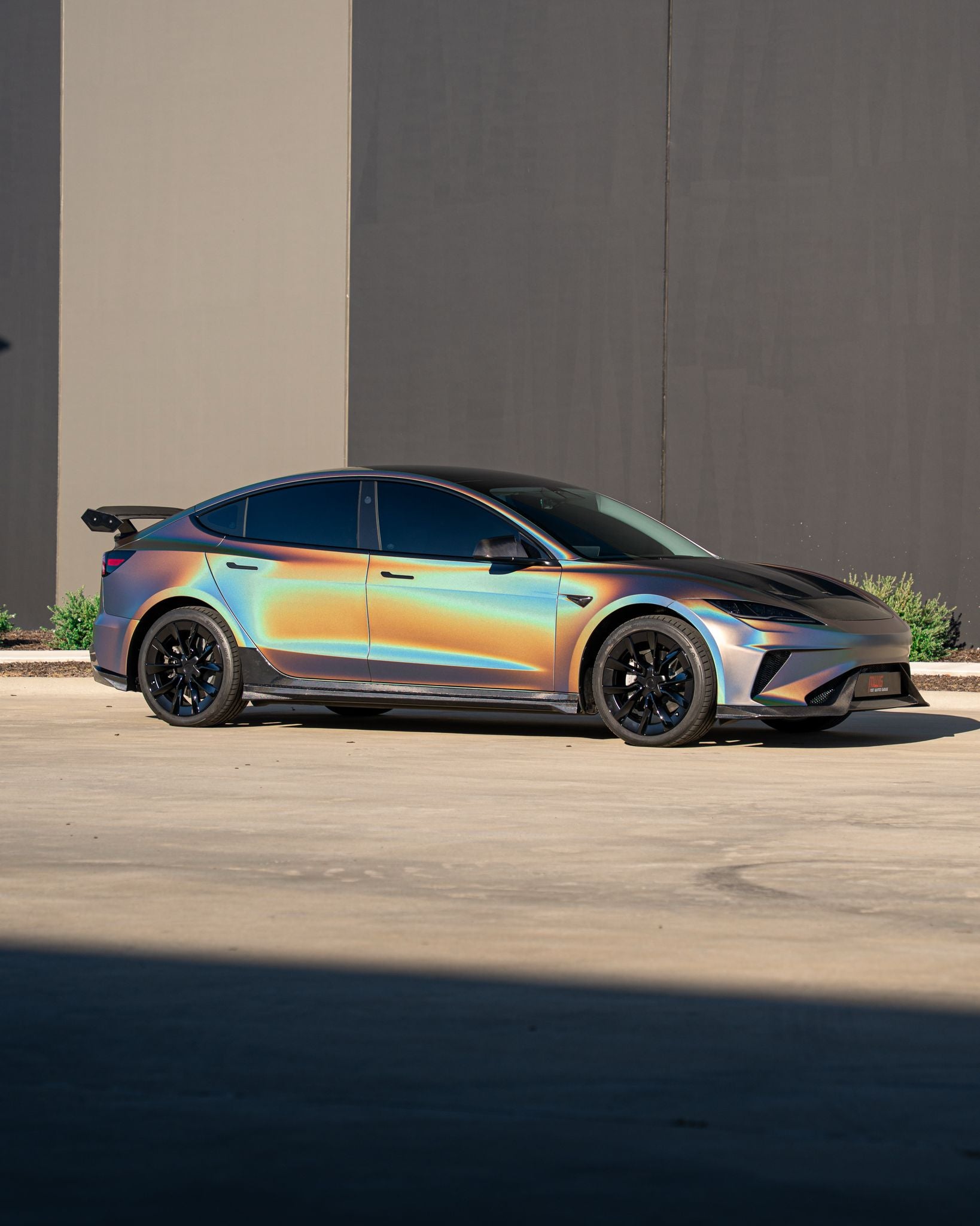 Robot Craftsman Tesla Model 3 Highland 