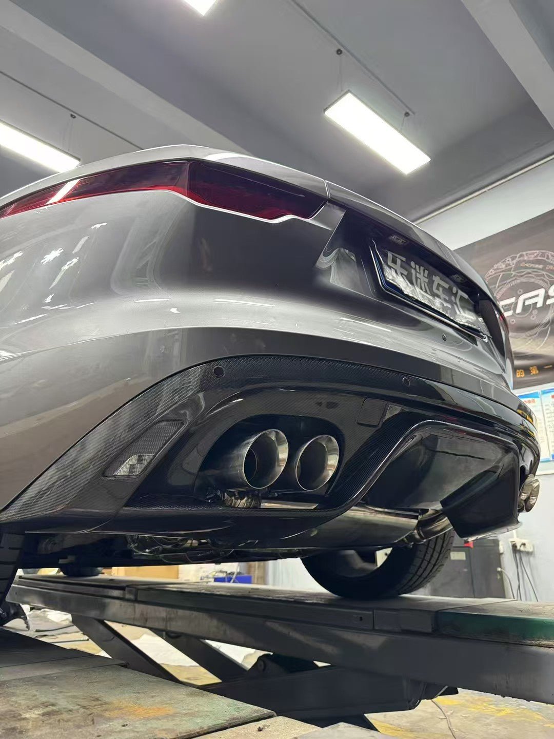 Carbon Fibre Bodykit For Jaguar F - Type 2021+ Aftermarket Carbon Fiber Part / Bodykit - Robot Bodykits