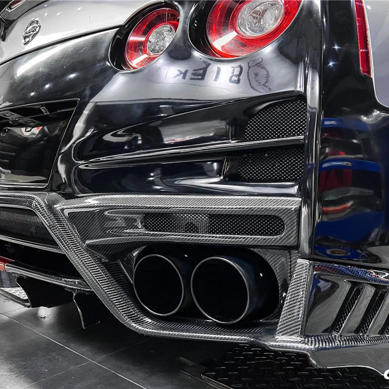 Carbonado TS Style Rear Bumper, Diffuser & Undertray for Nissan GTR GT - R R35 2008 - 2022 CBA & DBA & EBA Carbon Fiber / FRP Aftermarket Carbon Fiber Part / Bodykit - Robot Bodykits