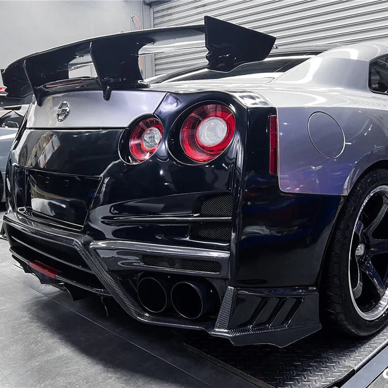 Carbonado TS Style Rear Bumper, Diffuser & Undertray for Nissan GTR GT - R R35 2008 - 2022 CBA & DBA & EBA Carbon Fiber / FRP Aftermarket Carbon Fiber Part / Bodykit - Robot Bodykits