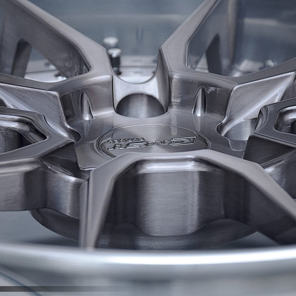 CMST 2-Piece Custom Forged Wheels CT237 Aftermarket Carbon Fiber Part / Bodykit - Robot Bodykits