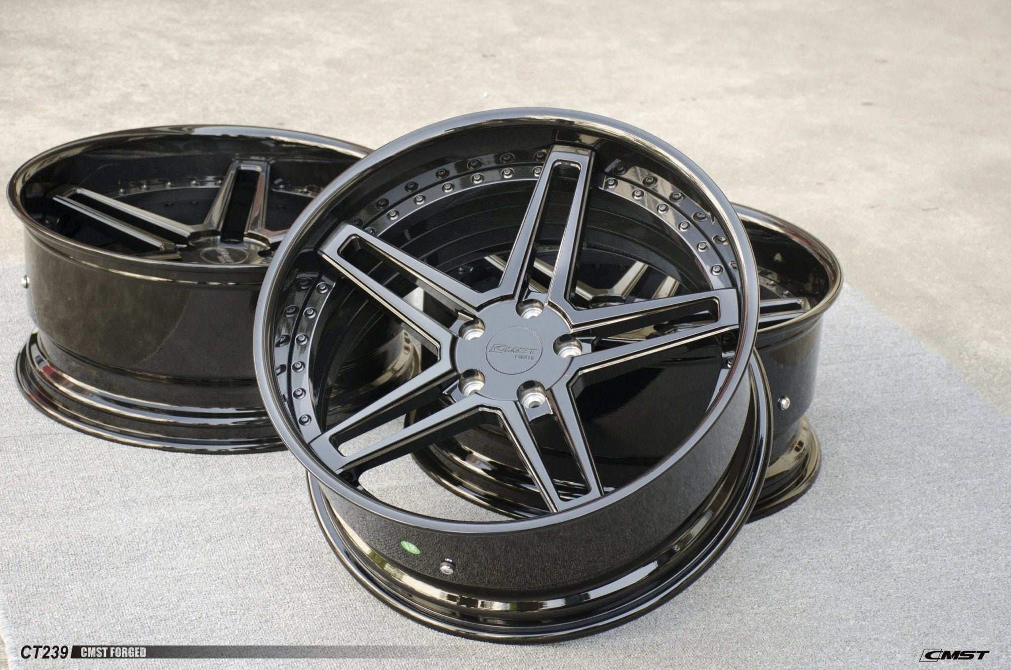 CMST 2-Piece Custom Forged Wheels CT239 Aftermarket Carbon Fiber Part / Bodykit - Robot Bodykits