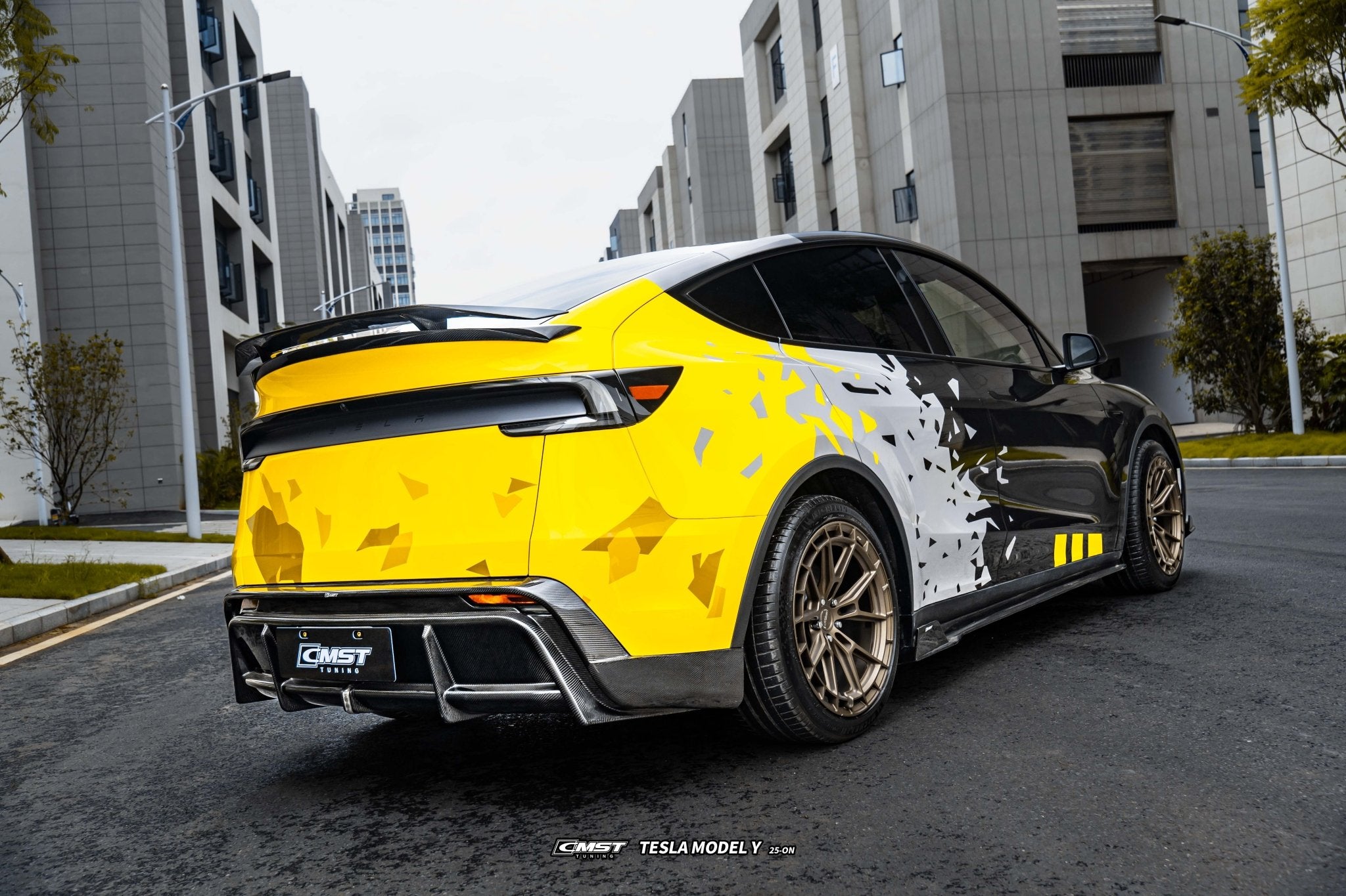 CMST 2025+ Tesla Model Y Lowline Kit Carbon Fibre Bodykit V.1 Aftermarket Carbon Fiber Part / Bodykit - Robot Bodykits