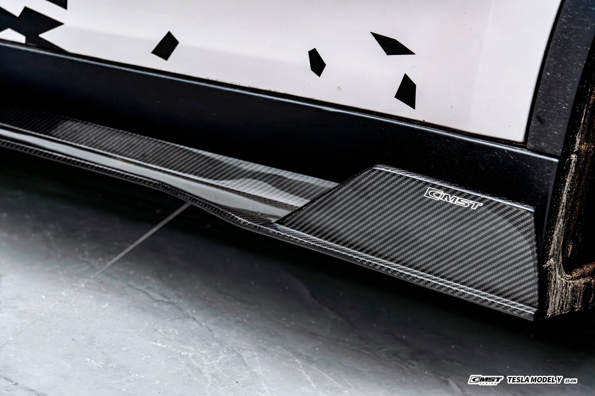 CMST 2025+ Tesla Model Y Lowline Kit Carbon Fibre Bodykit V.1 Aftermarket Carbon Fiber Part / Bodykit - Robot Bodykits