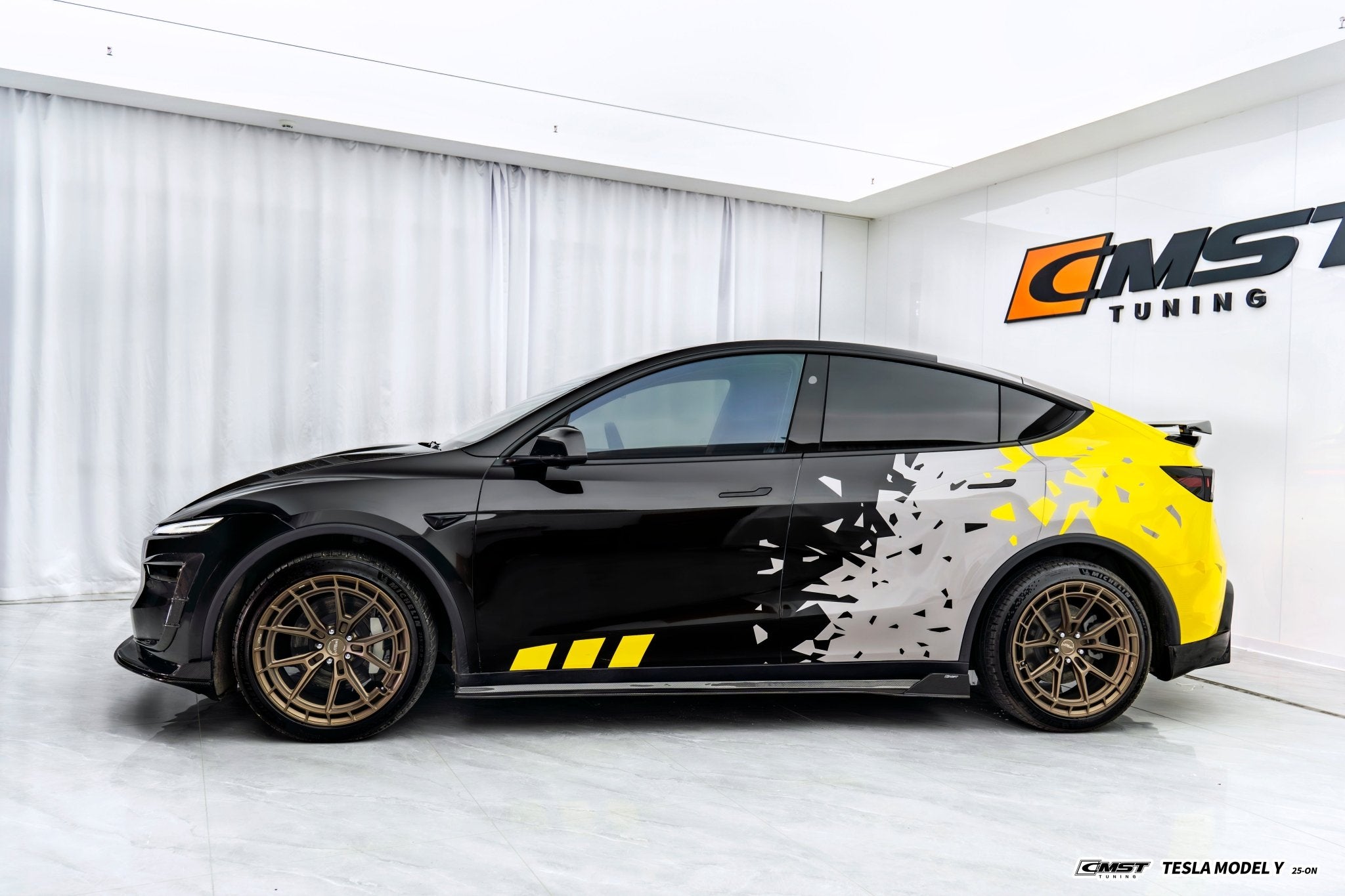 CMST 2025+ Tesla Model Y Lowline Kit Carbon Fibre Bodykit V.1 Aftermarket Carbon Fiber Part / Bodykit - Robot Bodykits