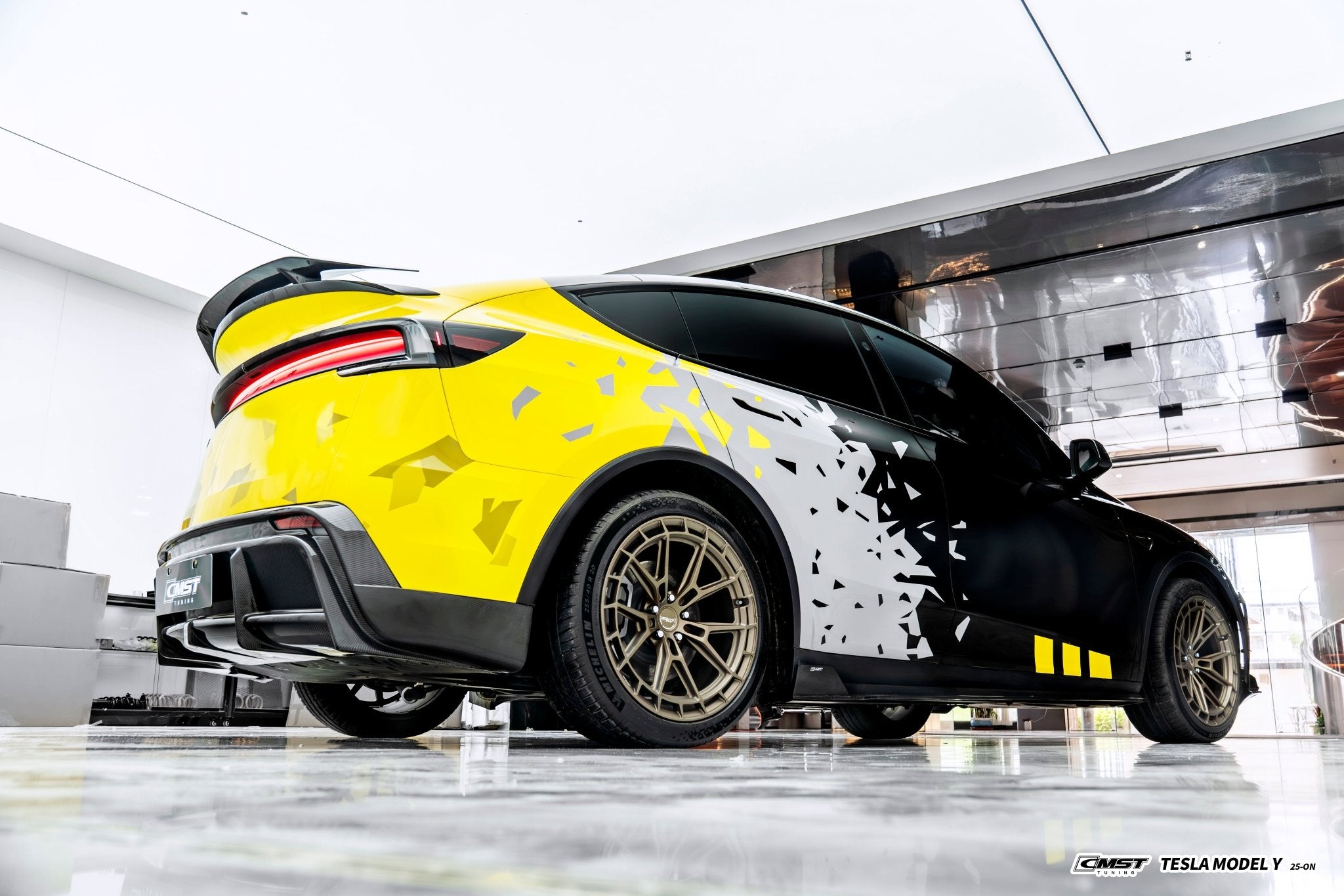 CMST 2025+ Tesla Model Y Lowline Kit Carbon Fibre Bodykit V.1 Aftermarket Carbon Fiber Part / Bodykit - Robot Bodykits