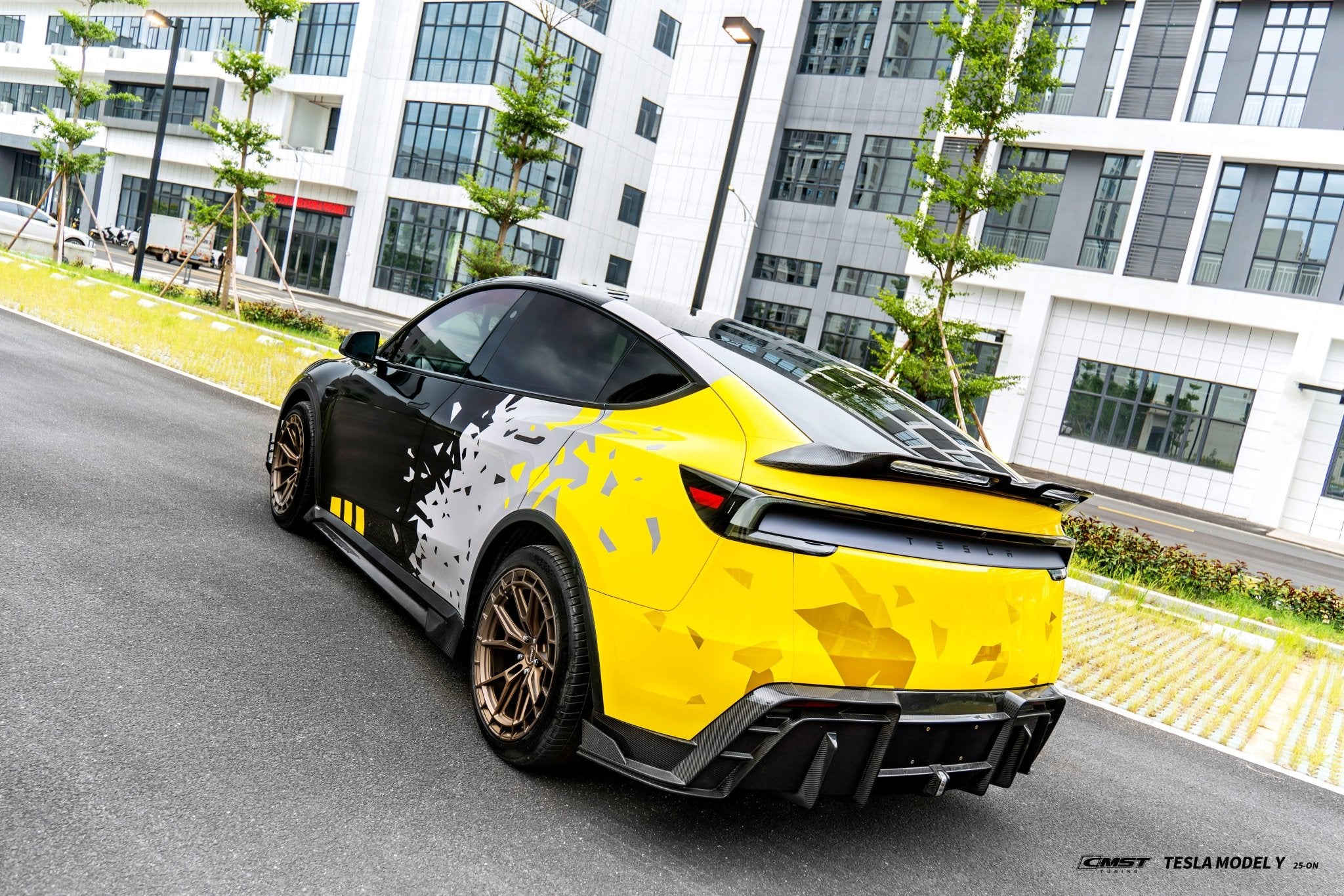 CMST 2025+ Tesla Model Y Lowline Kit Carbon Fibre Bodykit V.2 Aftermarket Carbon Fiber Part / Bodykit - Robot Bodykits