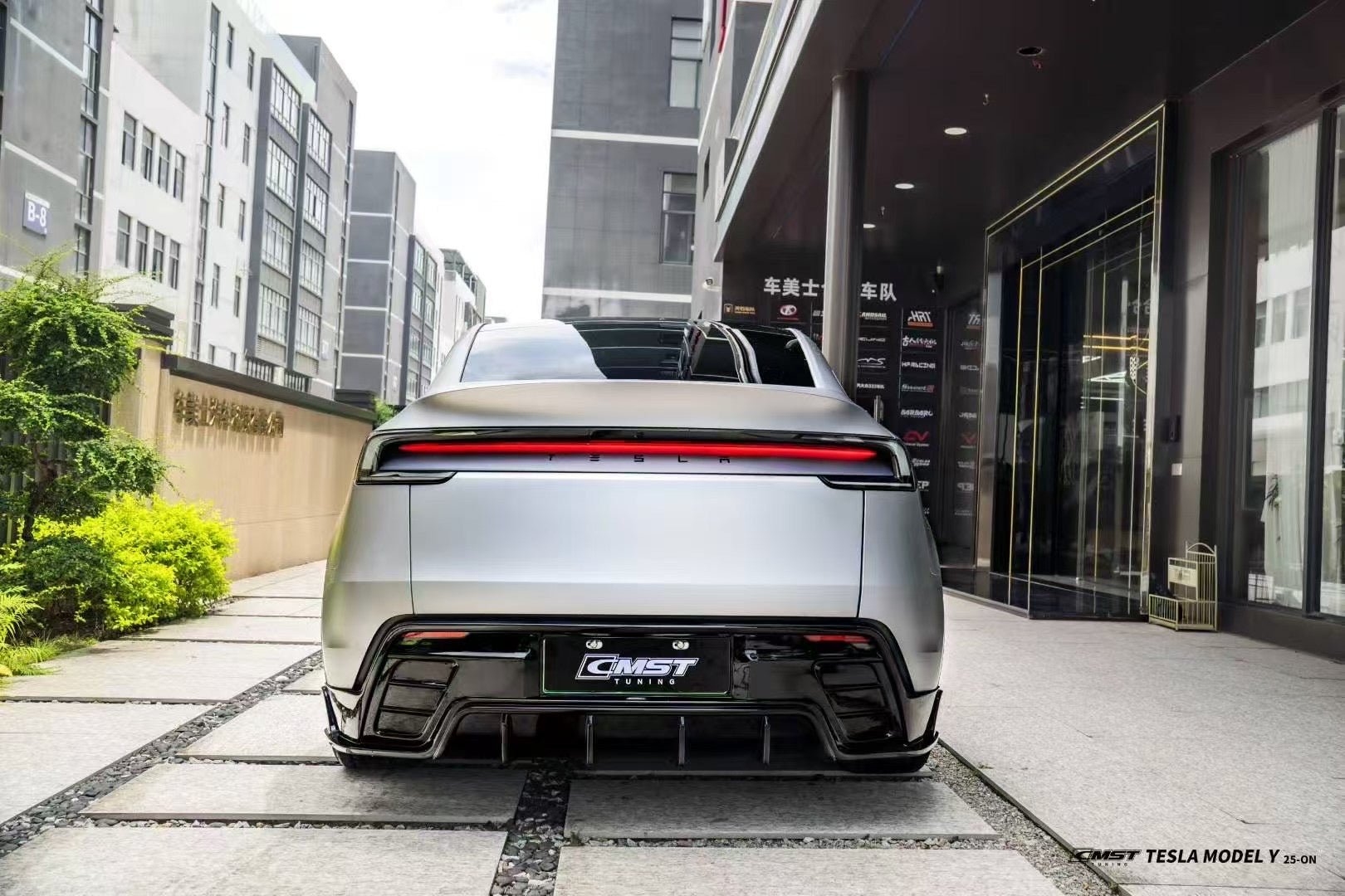 CMST 2025+ Tesla Model Y Lowline Kit Gloss Black Bodykit Aftermarket Carbon Fiber Part / Bodykit - Robot Bodykits