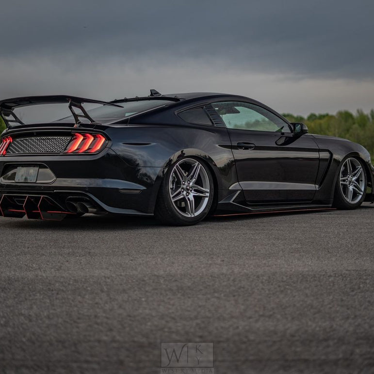 CMST Carbon Fiber Rear Spoiler Wing Ver.4 for Ford Mustang S550 2015 - 2022 Aftermarket Carbon Fiber Part / Bodykit - Robot Bodykits