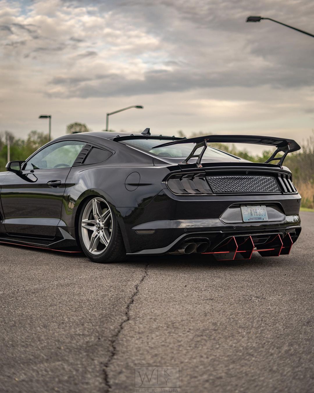 CMST Carbon Fiber Rear Spoiler Wing Ver.4 for Ford Mustang S550 2015 - 2022 Aftermarket Carbon Fiber Part / Bodykit - Robot Bodykits