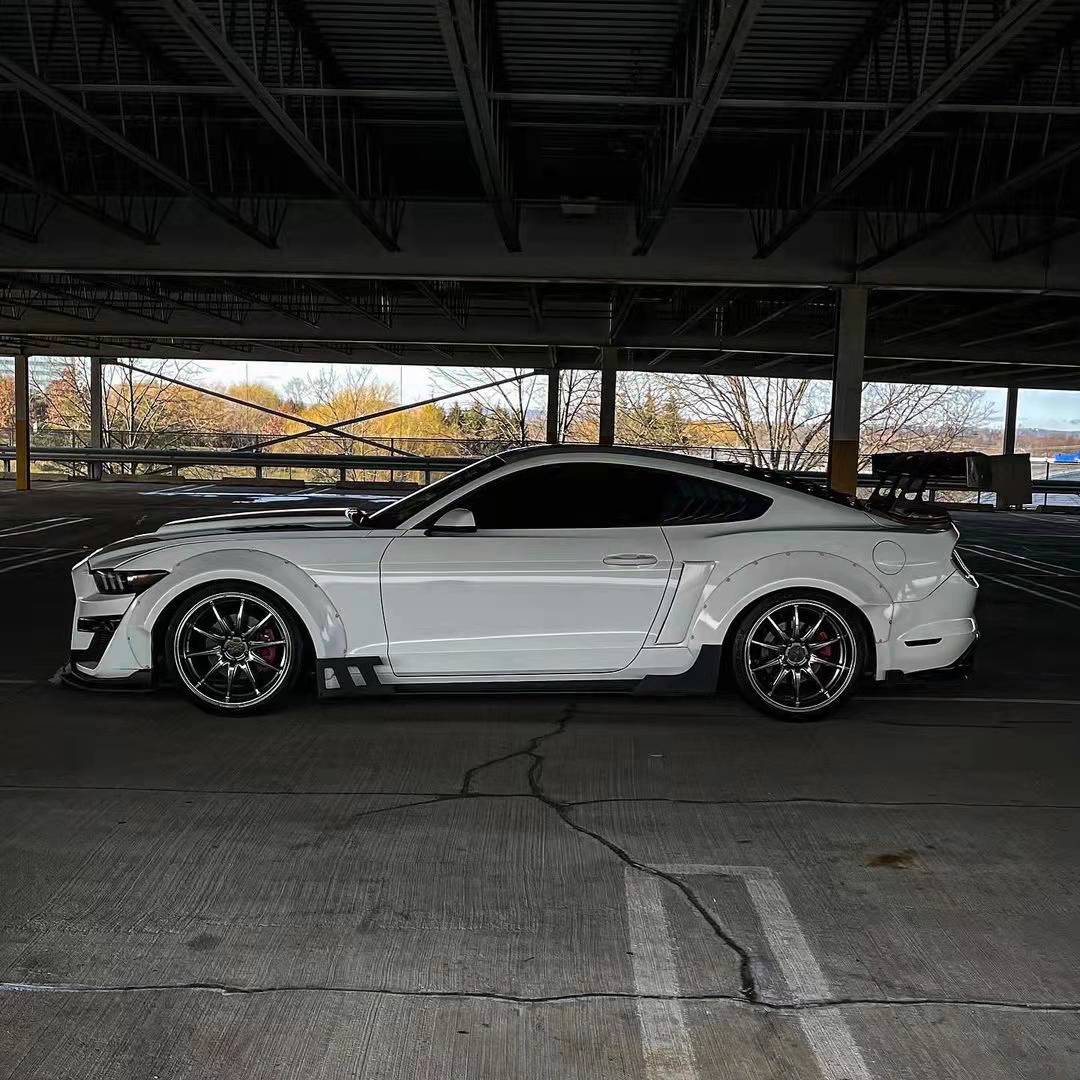 CMST Carbon Fiber Super GT Wing for Ford Mustang S550.1 2015 - 2022 Aftermarket Carbon Fiber Part / Bodykit - Robot Bodykits