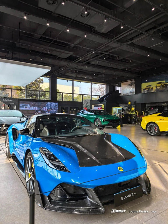 CMST Dry - Carbon (Prepreg) Lotus Emira (2021 - 2025) Bonnet Aftermarket Carbon Fiber Part / Bodykit - Robot Bodykits